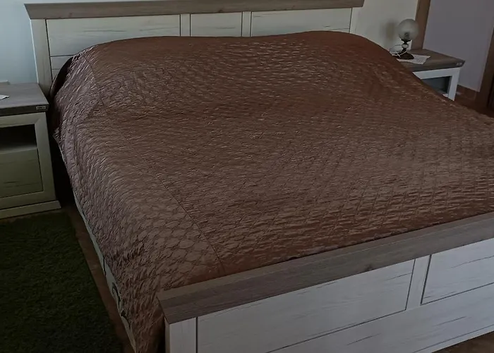 Valentina Apartman *